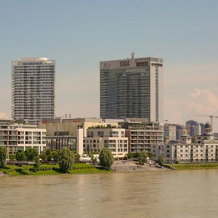 Zora Exclusive Apartment Bratislava Bagian luar foto