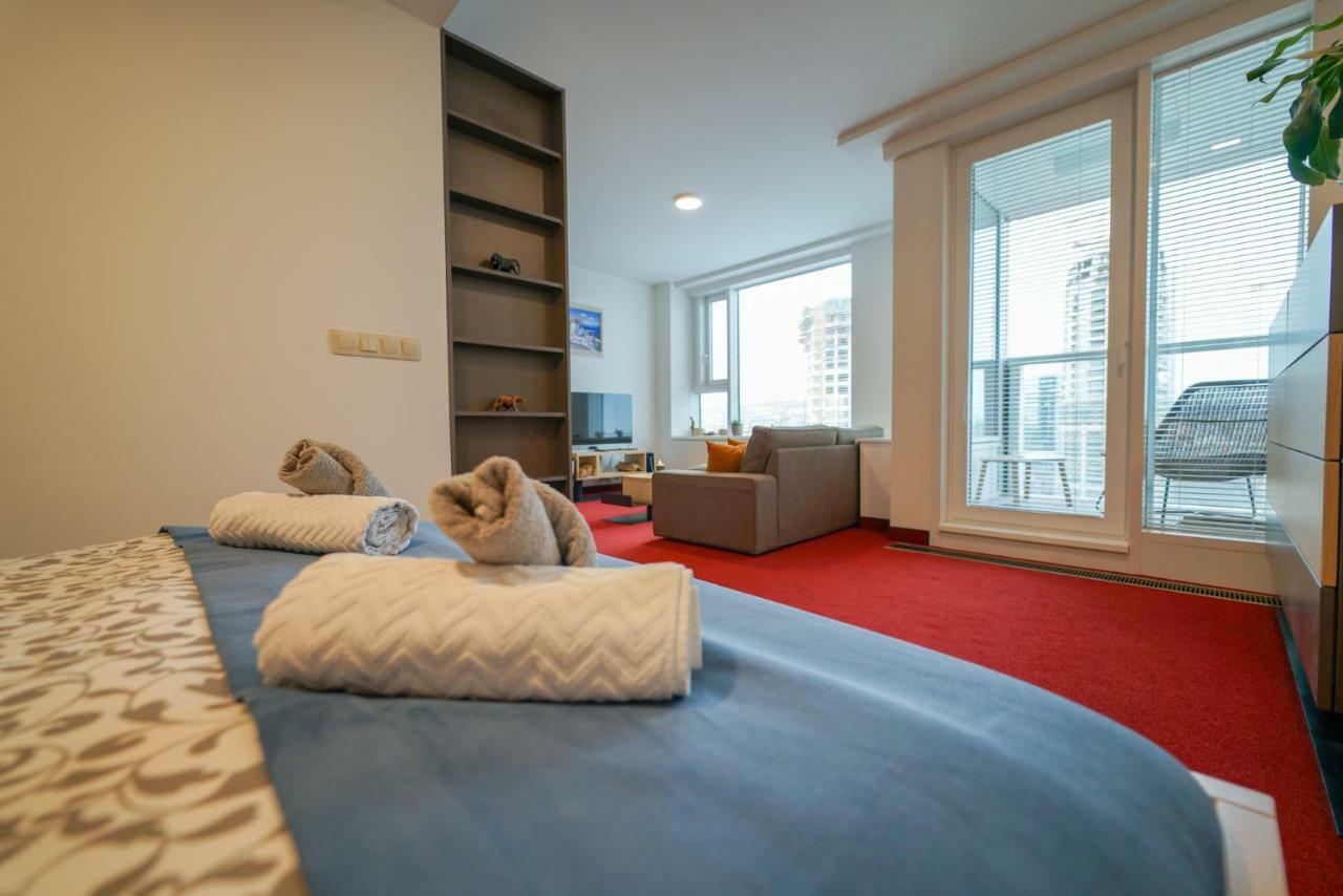 Zora Exclusive Apartment Bratislava Bagian luar foto