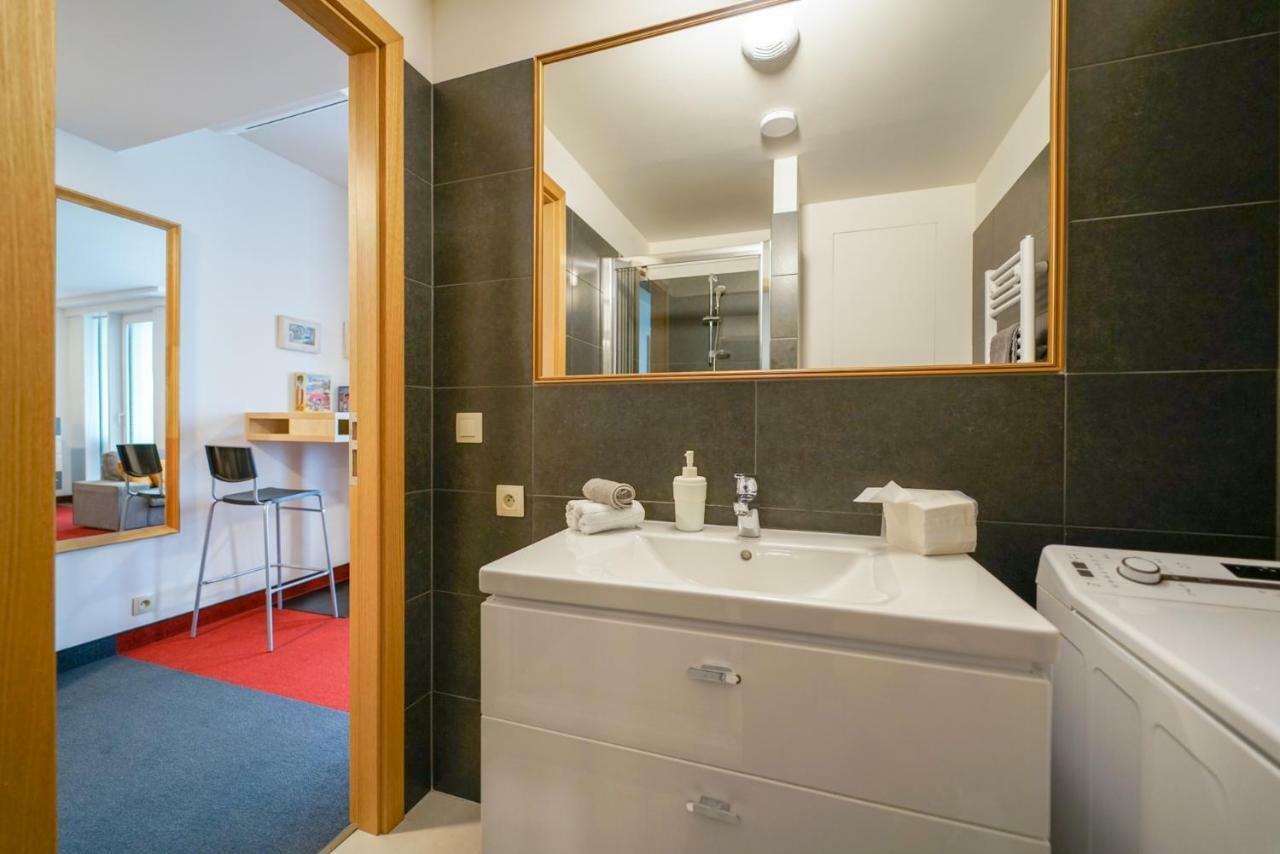 Zora Exclusive Apartment Bratislava Bagian luar foto