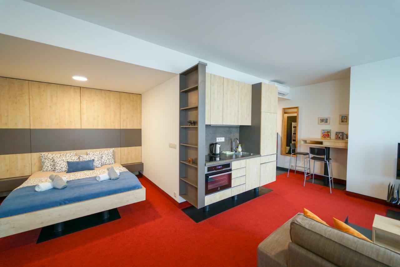 Zora Exclusive Apartment Bratislava Bagian luar foto