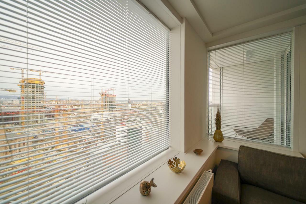 Zora Exclusive Apartment Bratislava Bagian luar foto